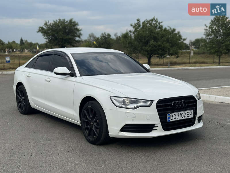 Седан Audi A6 2012 в Покровському