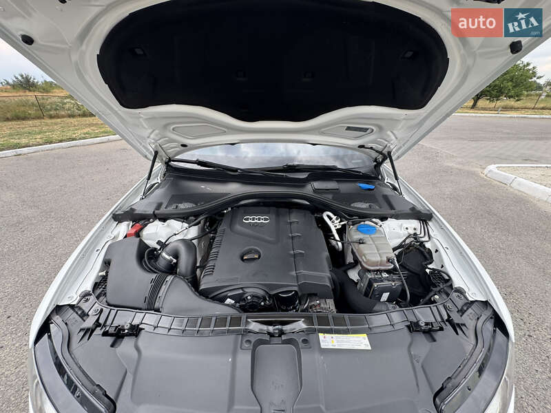 Седан Audi A6 2012 в Покровському