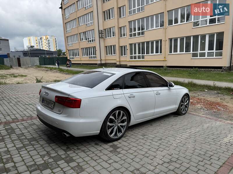Седан Audi A6 2013 в Золочеве