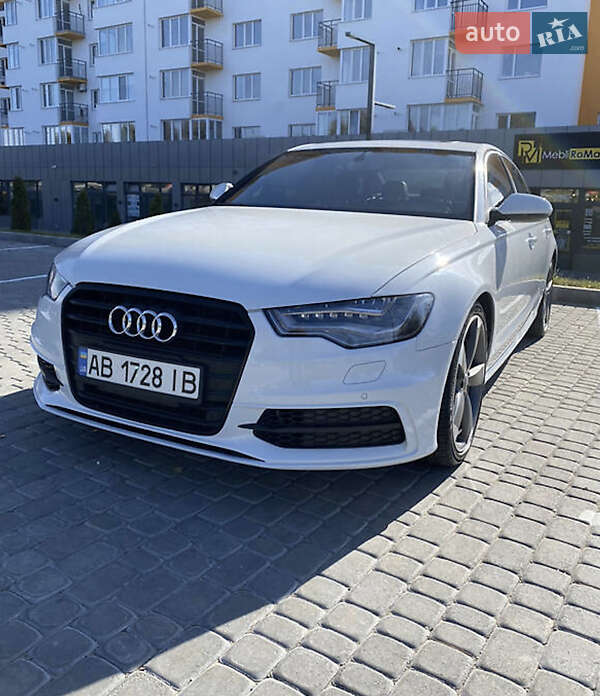 Седан Audi A6 2015 в 