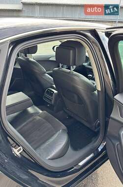 Седан Audi A6 2014 в 
