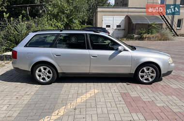 Универсал Audi A6 2001 в 