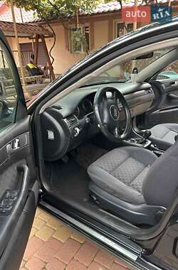 Седан Audi A6 2002 в Ужгороде
