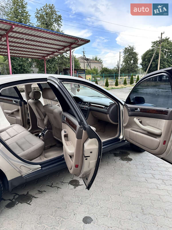Седан Audi A6 1998 в Тростянці