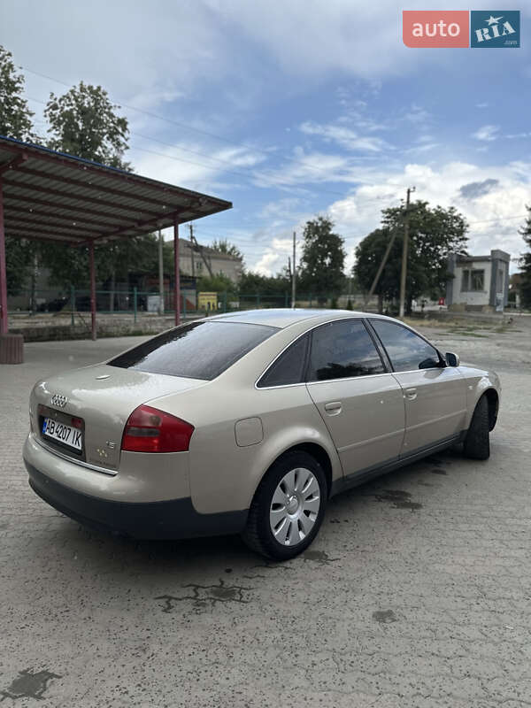 Седан Audi A6 1998 в Тростянці