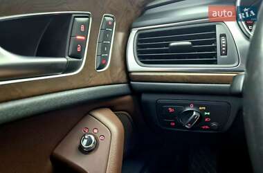 Седан Audi A6 2011 в 