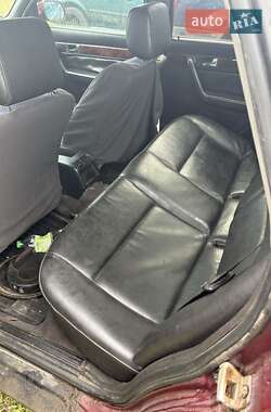 Седан Audi A6 1995 в 
