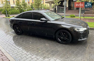 Седан Audi A6 2013 в 