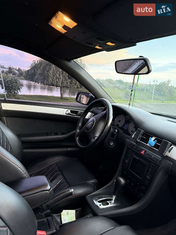 Універсал Audi A6 2003 в Жовкві