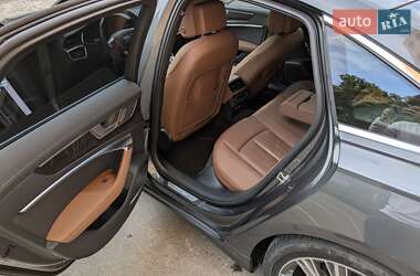 Седан Audi A6 2019 в 