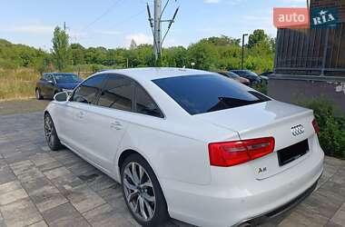 Седан Audi A6 2014 в 