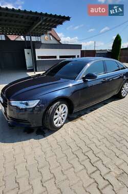 Седан Audi A6 2014 в 