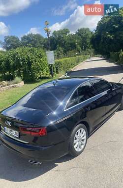 Седан Audi A6 2015 в 