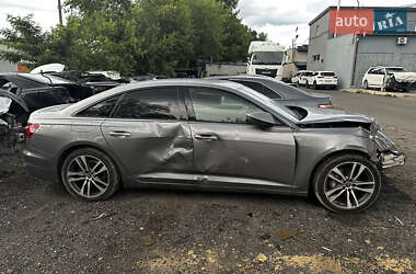 Седан Audi A6 2021 в 