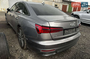 Седан Audi A6 2021 в 