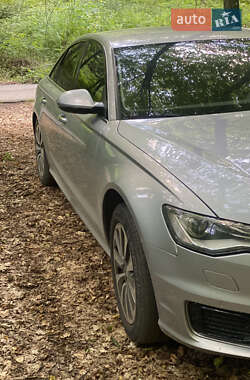 Седан Audi A6 2015 в 