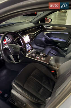 Седан Audi A6 2019 в 