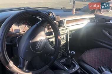 Седан Audi A6 2002 в 