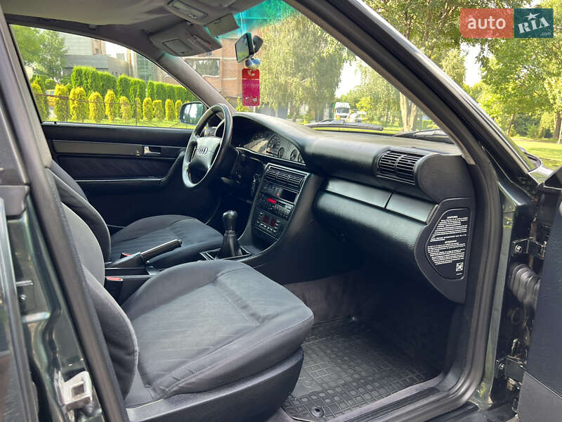 Седан Audi A6 1996 в Хмельницькому