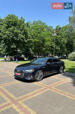 Седан Audi A6 2019 в 