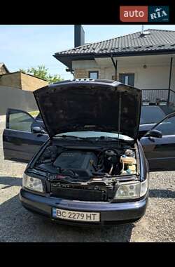Седан Audi A6 1996 в 