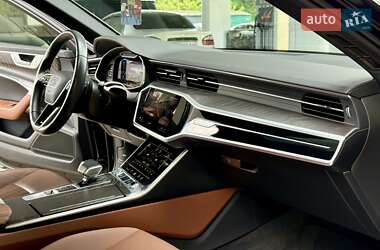 Седан Audi A6 2020 в 