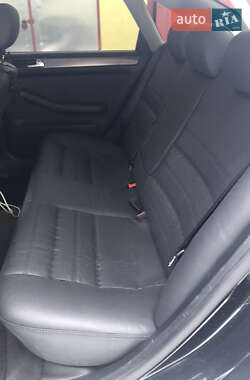 Седан Audi A6 2002 в 