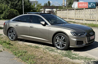 Седан Audi A6 2019 в 