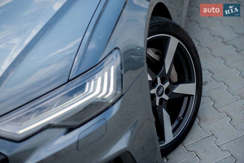 Седан Audi A6 2018 в Мукачево