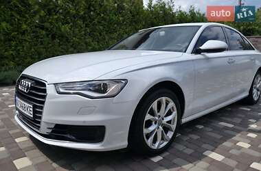 Седан Audi A6 2015 в 