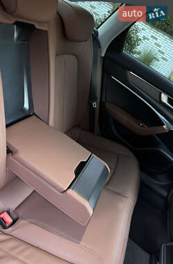 Седан Audi A6 2023 в 