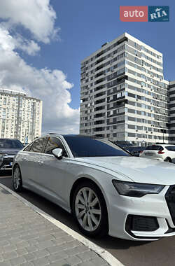 Седан Audi A6 2020 в 