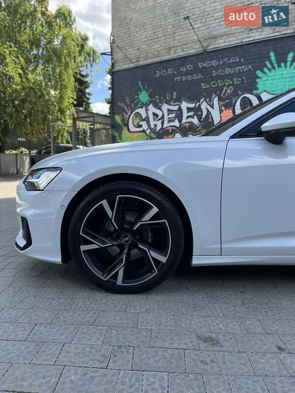Седан Audi A6 2020 в Львове