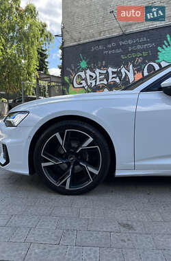 Седан Audi A6 2020 в 