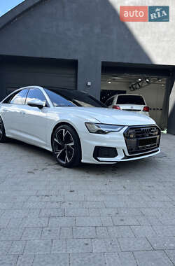 Седан Audi A6 2020 в 