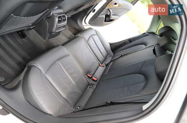 Седан Audi A6 2014 в 
