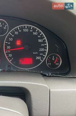 Седан Audi A6 2004 в Черновцах