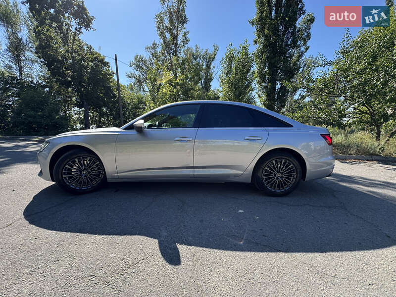 Седан Audi A6 2023 в Кременчуге