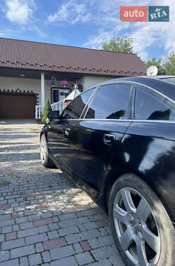 Седан Audi A6 2004 в 