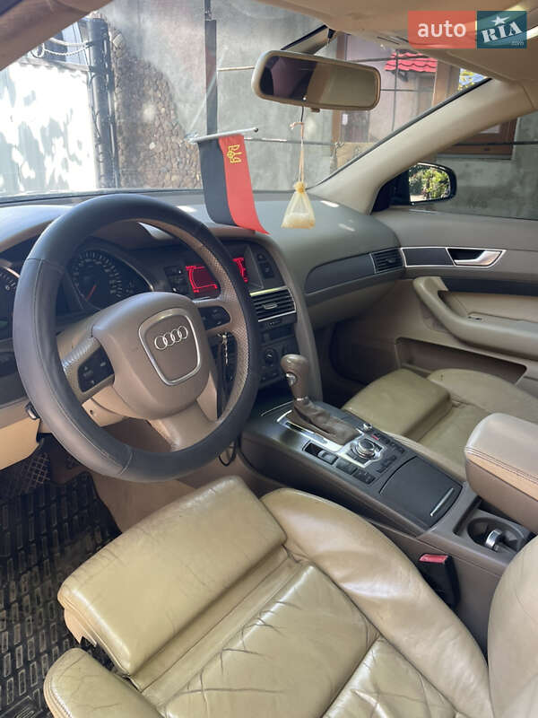 Седан Audi A6 2004 в Борщеве