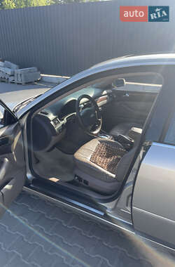 Седан Audi A6 2000 в 