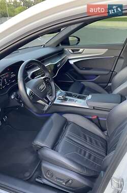 Седан Audi A6 2018 в 