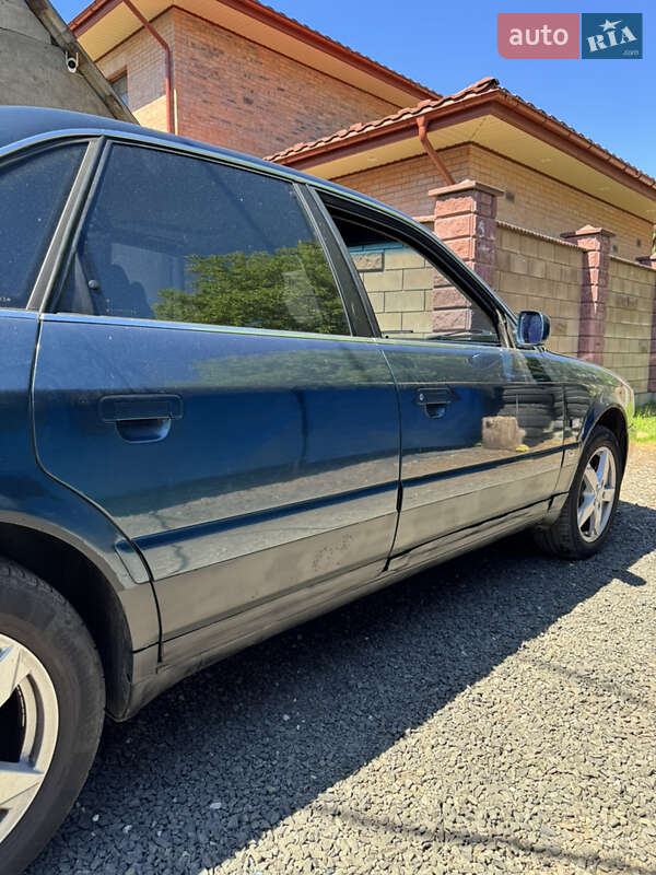 Седан Audi A6 1995 в Луцке