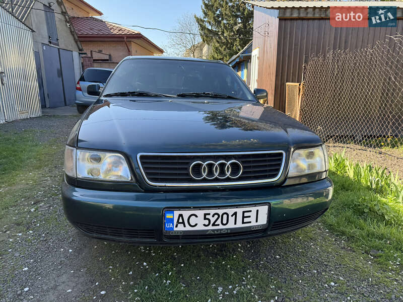 Седан Audi A6 1995 в Луцке