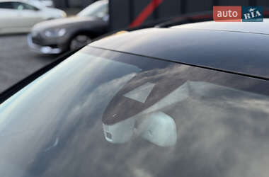 Седан Audi A6 2016 в 