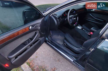 Седан Audi A6 2003 в 