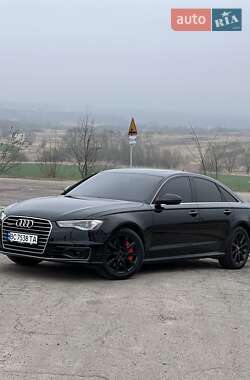 Седан Audi A6 2015 в 