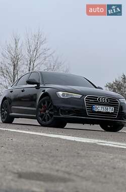 Седан Audi A6 2015 в 