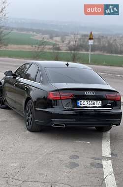 Седан Audi A6 2015 в 