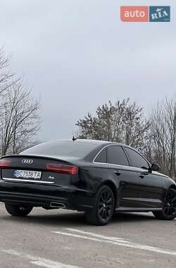 Седан Audi A6 2015 в 